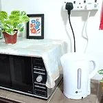 Yolo Budget Condo Netflix Wifi 2.0