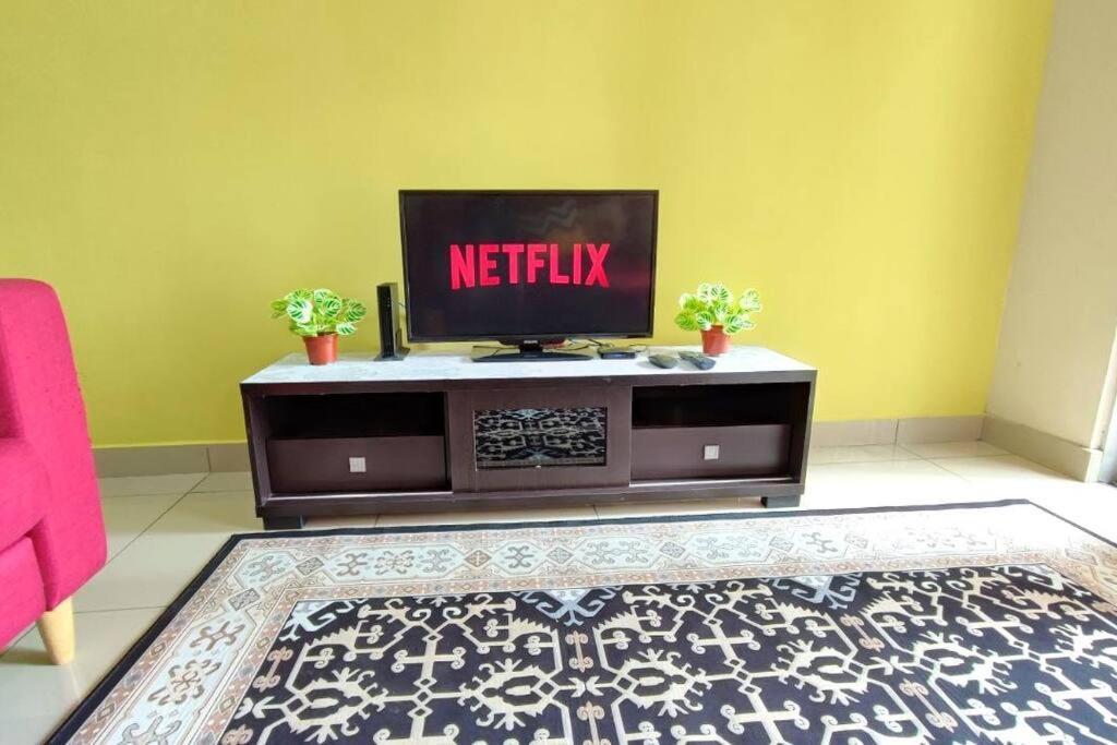 Yolo Budget Netflix Wifi 2.0 Kuala Lumpur